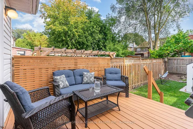 Additional image 19 of 85 Newmarket Ave