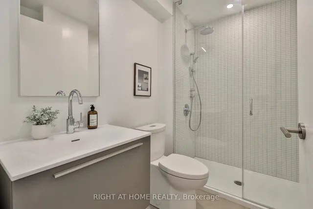 Additional image 22 of 2720 Dundas St Unit 208