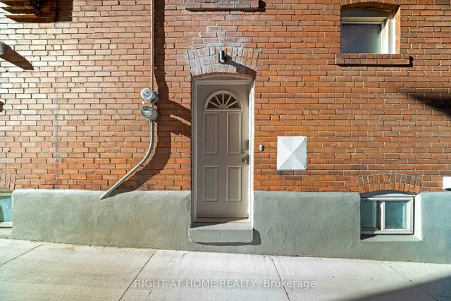 Additional image 27 of 1642 Dufferin St