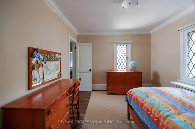 Additional image 42 of 16 Kingsway Cres