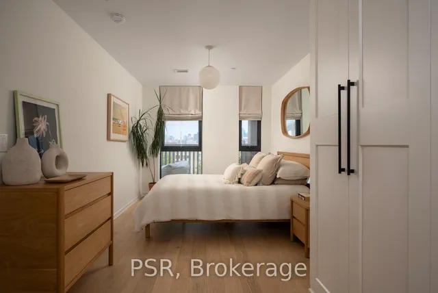 Additional image 17 of 41 Dovercourt Rd Unit 704