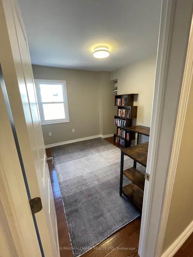 Additional image 24 of 11 Denton Ave