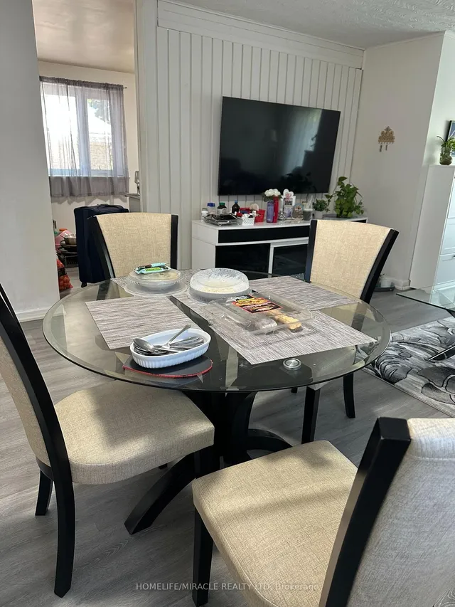 Additional image 9 of 140 Porchester Dr