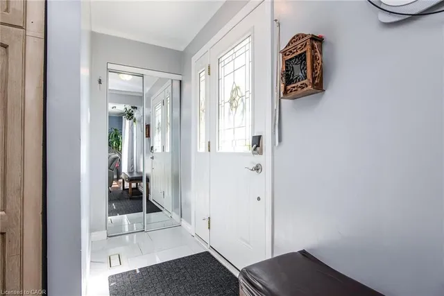 Additional image 5 of 77 Roberts Cres