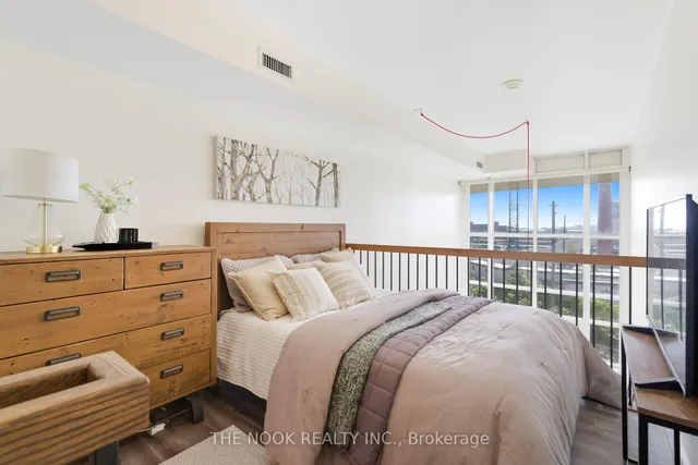 Additional image 26 of 5 Hanna Ave Unit 309