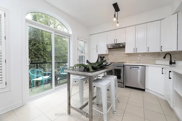 Additional image 10 of 146 Manitoba St