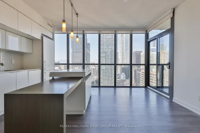 Additional image 2 of 110 Charles St Unit 2904