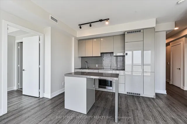 Additional image 16 of 7 Grenville St Unit 3807