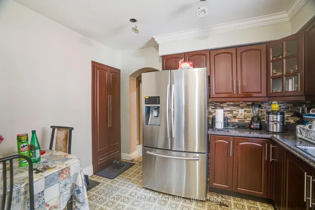 Additional image 3 of 30 Hertford Ave