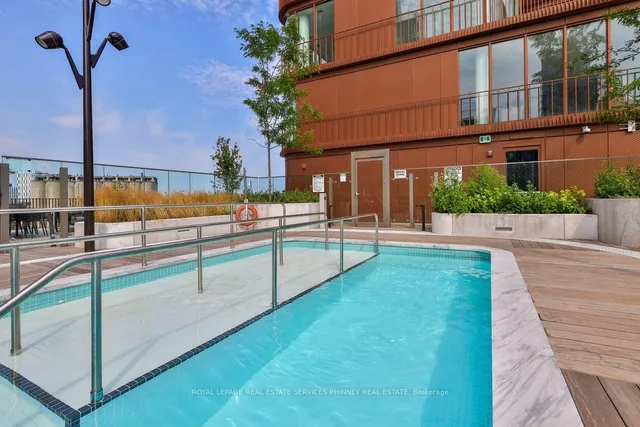 Additional image 36 of 155 Merchants' Wharf Unit 214