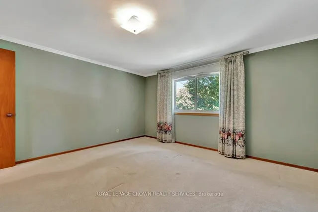 Additional image 25 of 73 Champlain Cres