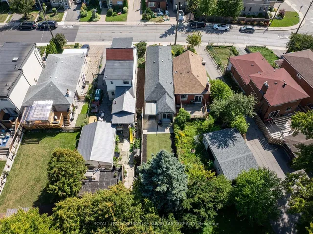 Additional image 4 of 972 Cosburn Ave