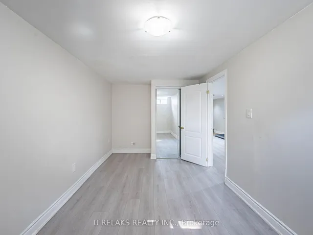 Additional image 45 of 82 Crow Tr