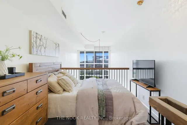 Additional image 25 of 5 Hanna Ave Unit 309