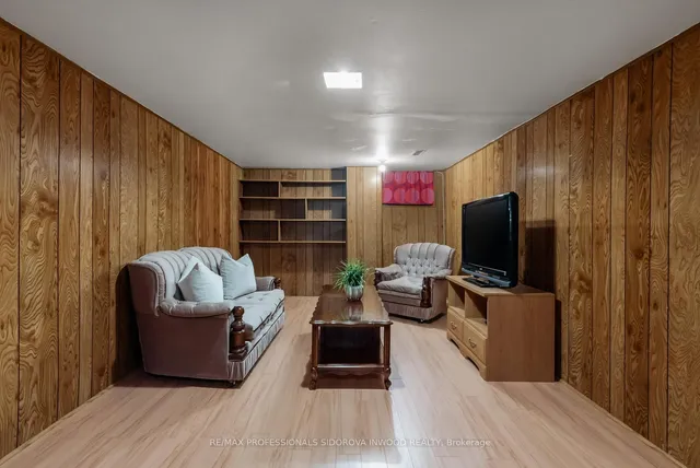 Additional image 33 of 180 Pacific Ave