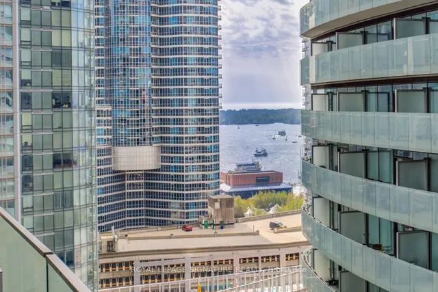 Additional image 19 of 14 York St Unit 1507