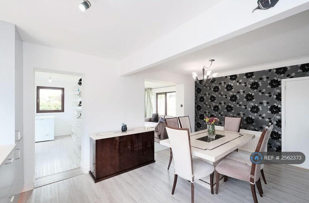 Additional image 13 of Colthill Crescent, Milltimber, AB13