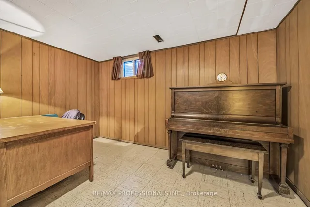 Additional image 27 of 6 Joshua Ave