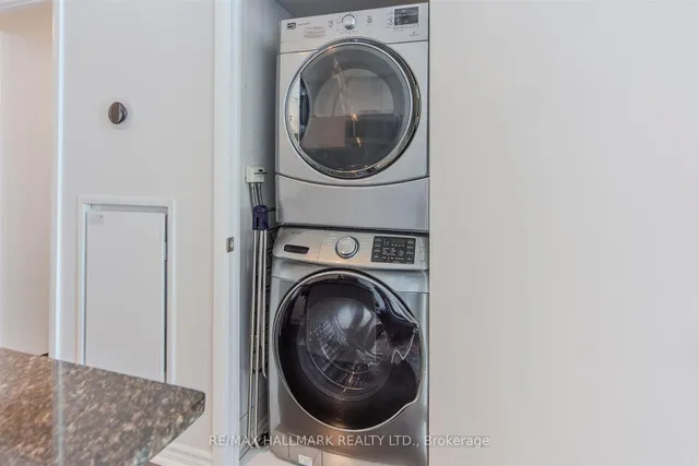 Additional image 20 of 15 Bruyeres Mews Unit 1001