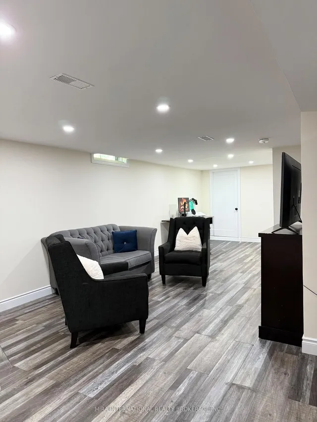 Additional image 22 of 280 Thaler Ave Unit 34