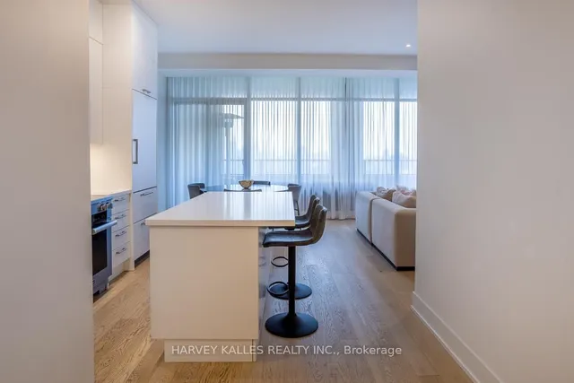 Additional image 4 of 111 St Clair Ave Unit 1013