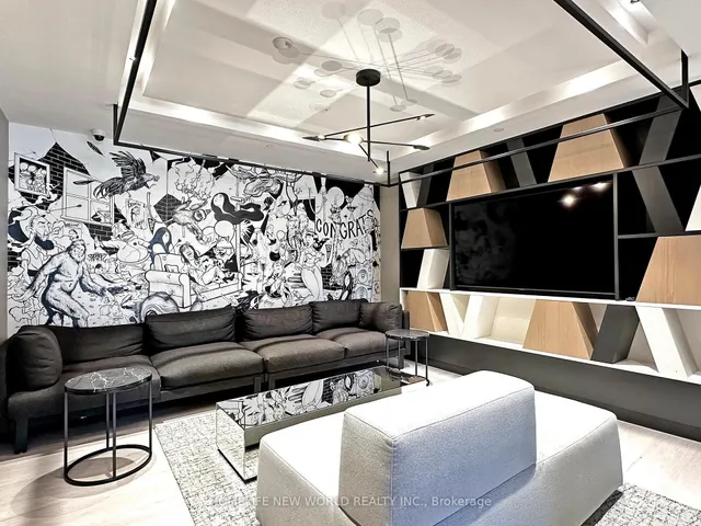 Additional image 9 of 2 Augusta Ave Unit LPH03