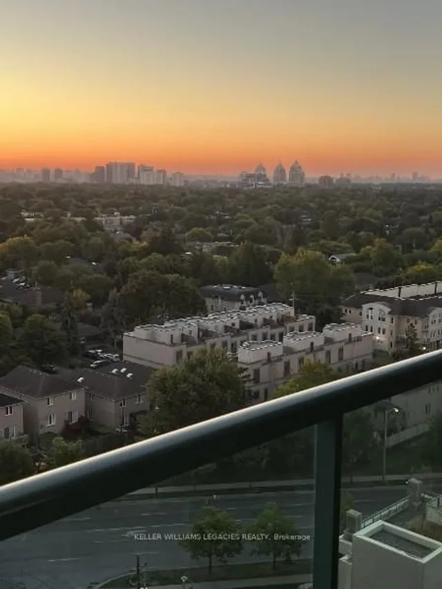 Additional image 24 of 28 Olive Ave Unit LPH01