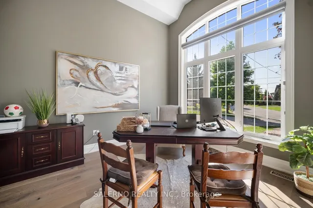 Additional image 8 of 11 Compton Cres