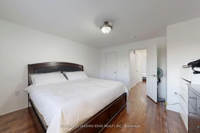 Additional image 26 of 12 Pringdale Gardens Circ