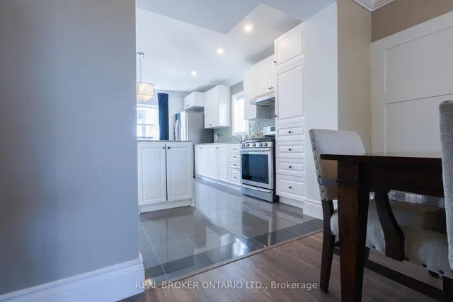 Additional image 10 of 54 Tower Dr