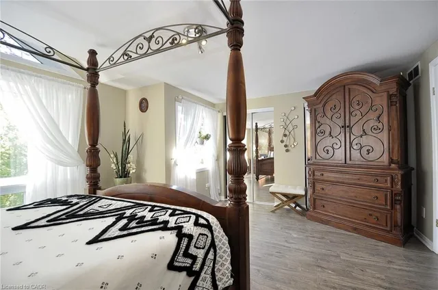 Additional image 22 of 8 Brandy Cres