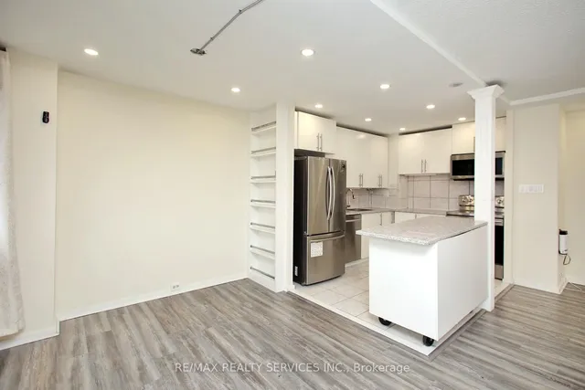 Additional image 11 of 10 Sunny Glen Way Unit 2007