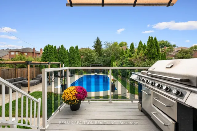 Additional image 40 of 215 Reiner Rd