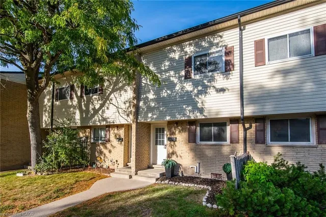 Property image for 211 Veronica Dr Unit 11