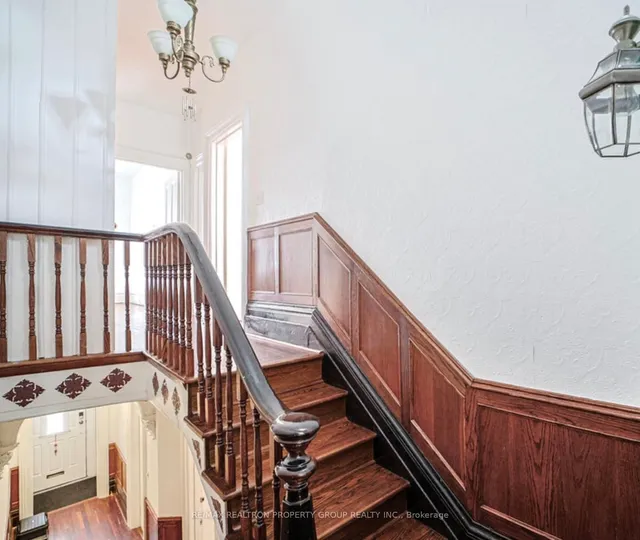 Additional image 18 of 141 Gerrard St