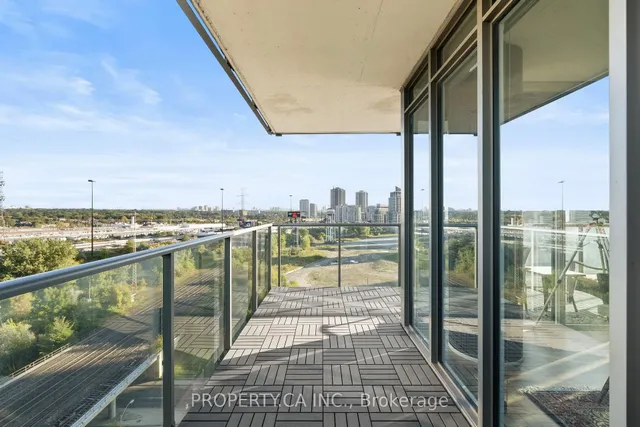 Additional image 37 of 90 Park Lawn Rd Unit 1211