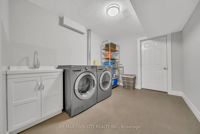 Additional image 33 of 536 Landgren Crt