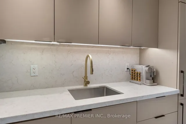 Additional image 9 of 5 Hanna Ave Unit 301