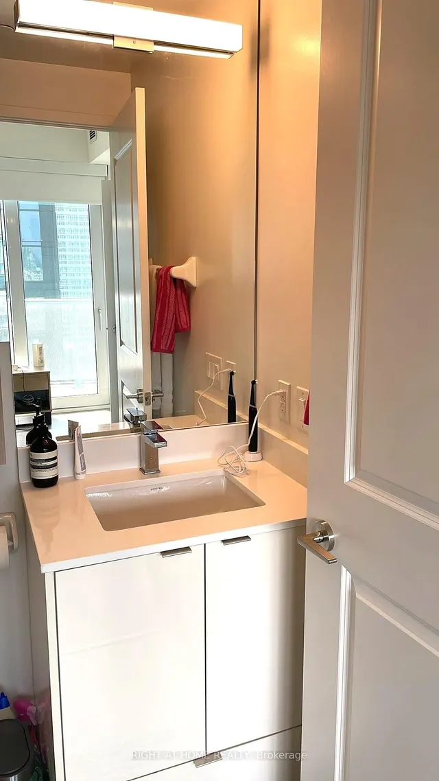 Additional image 13 of 100 Dalhousie St Unit 4007