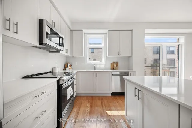 Additional image 20 of 26 Danielle Moore Circ