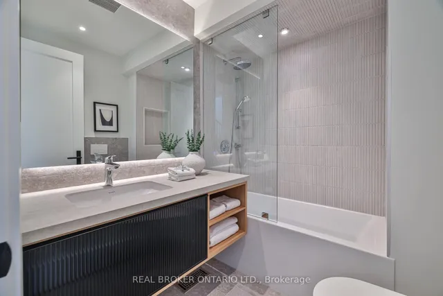 Additional image 23 of 273 Grace St