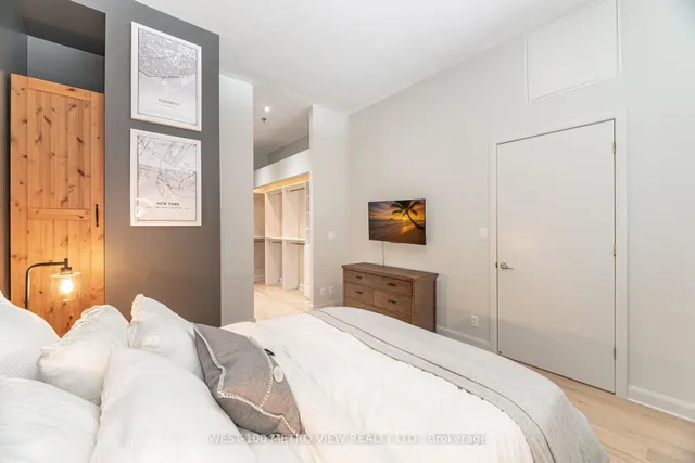 Additional image 19 of 700 King St Unit 710