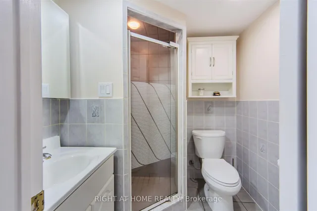 Additional image 20 of 7 Adele Ave