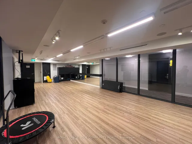 Additional image 37 of 158 Front St Unit 320