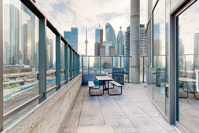 Additional image 40 of 1 Market St Unit 1910