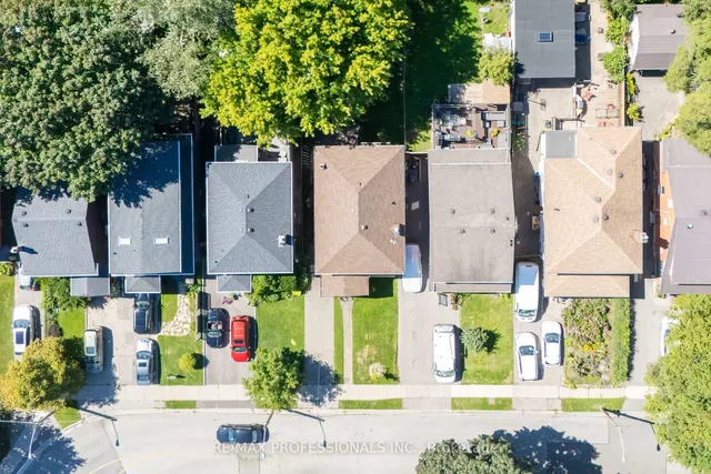 Additional image 38 of 24 Queens Ave