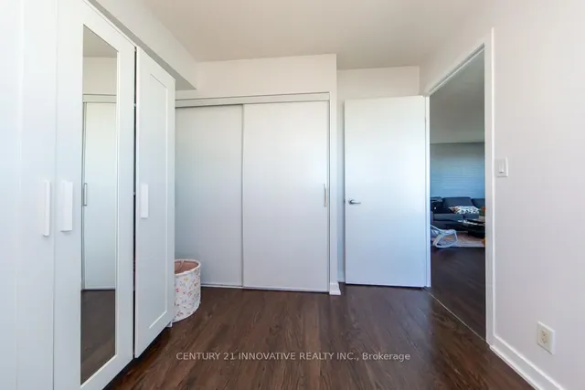 Additional image 33 of 38 Lee Centre Dr Unit 2303