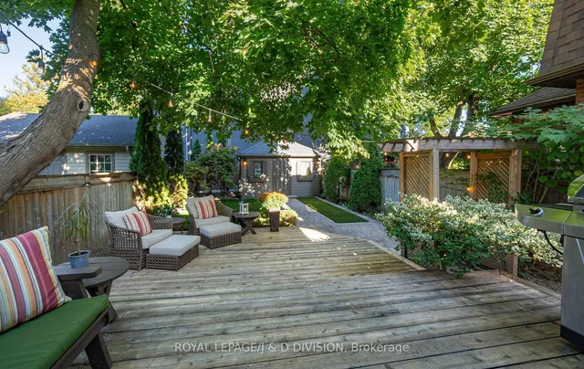 Additional image 37 of 151 Forman Ave