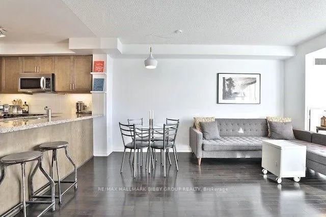 Additional image 5 of 308 Palmerston Ave Unit 305