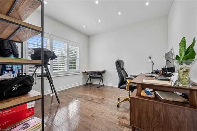 Additional image 4 of 77 Eaglecrest St